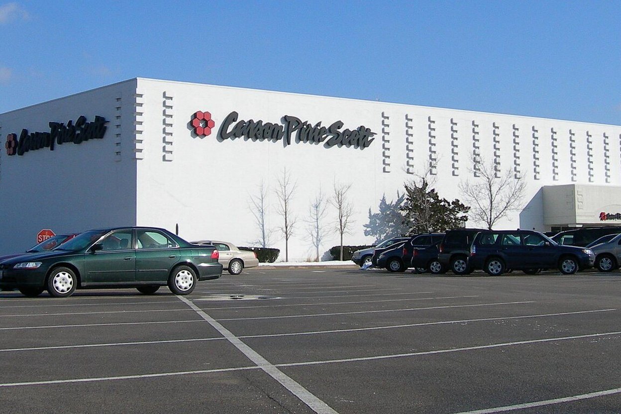 The Carson Pirie Scott store at Randhurst Mall in Mount Prospect